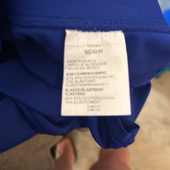 NWOT Womens Under Armor Team Shorty Shorts Blue Size Medium - Picture 5 of 13
